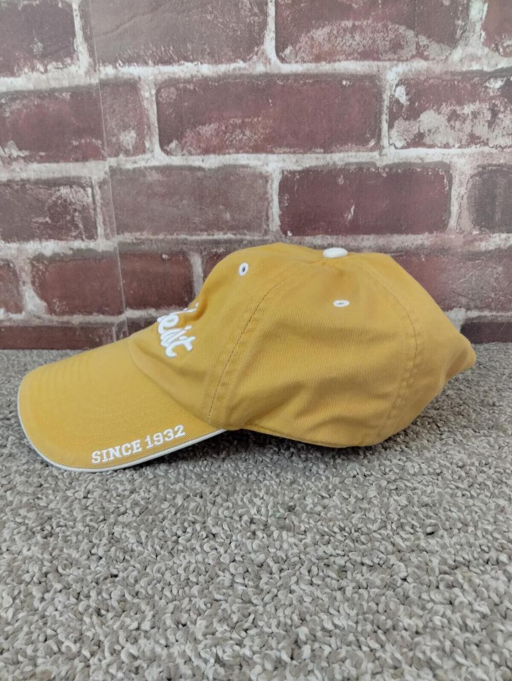 Titleist Since 1932 Golf Hat Script Logo Yellow Adjustable Cotton Strapback OS - Picture 5 of 9